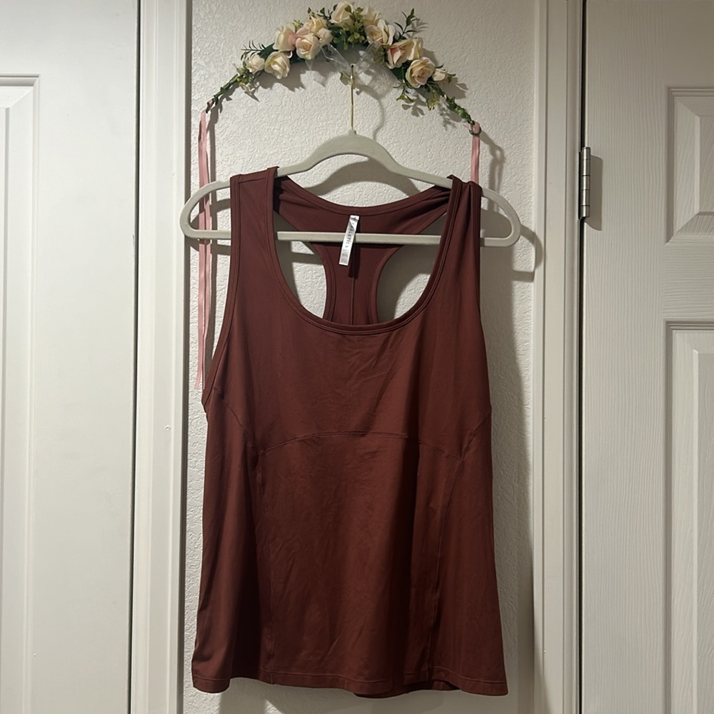 Fabletics Phoenix‎ Tank - Picture 4 of 6